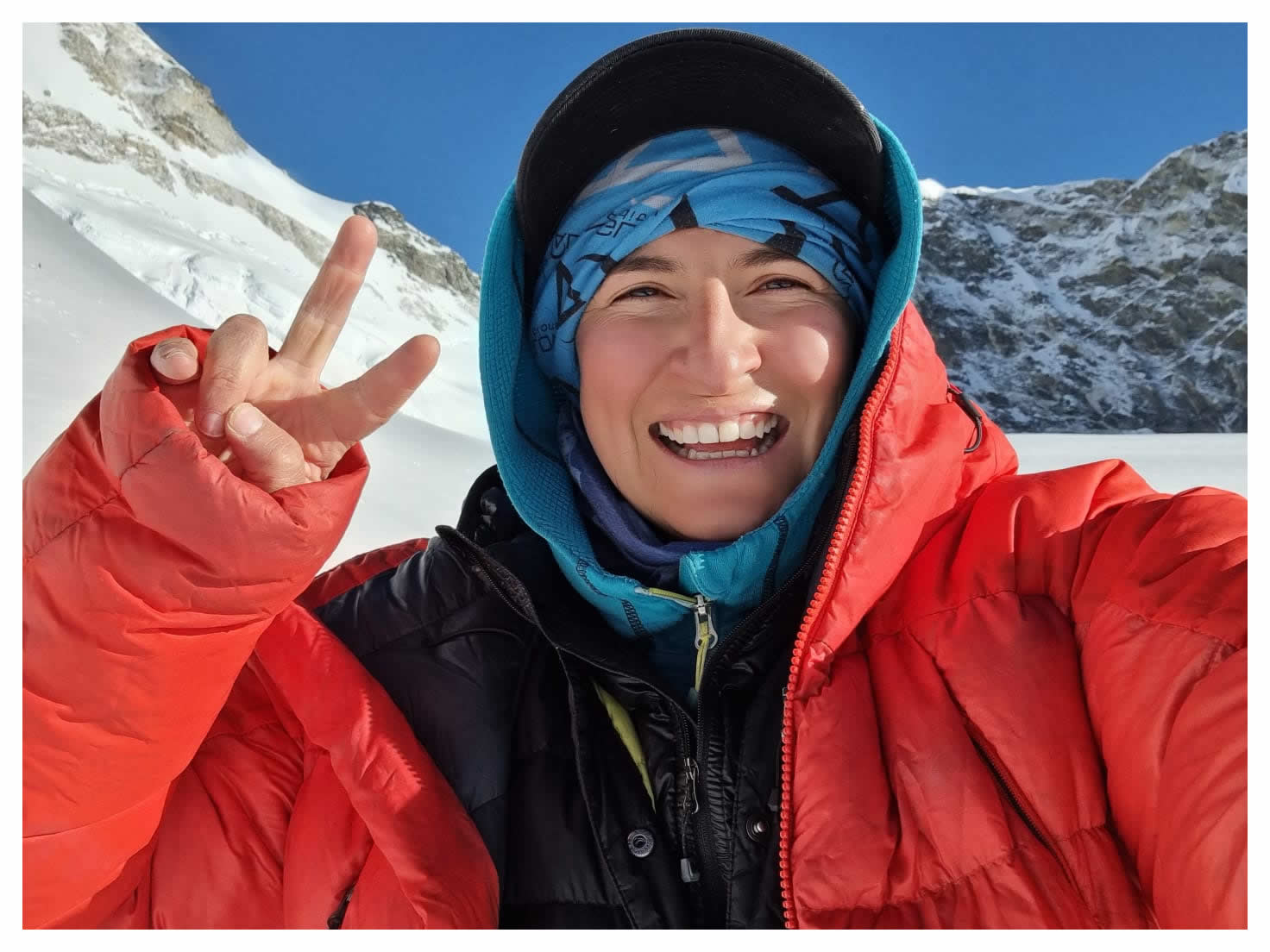Carla Pérez — professional mountaineer and APU Experiences partner